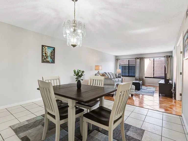 110 Cypress Way E #F8 — Photo 10