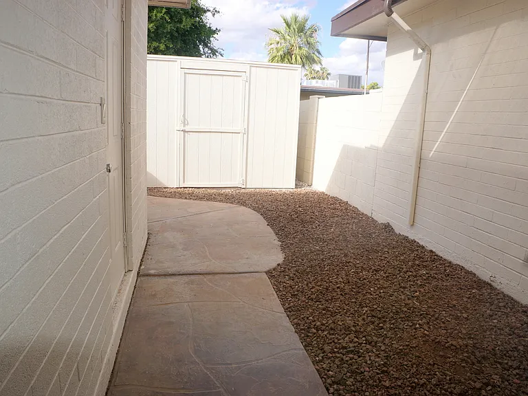 2725 S Azalea Dr — Photo 23