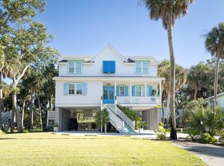 1109 Nancy St, Edisto Island, SC 29438
