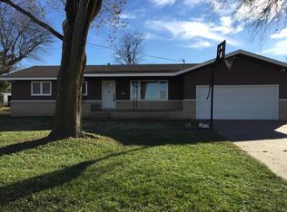 1930 E Turner St, Springfield, MO 65803