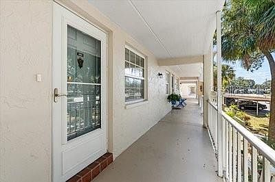 4th image of 821 PATRICIA AVENUE #202