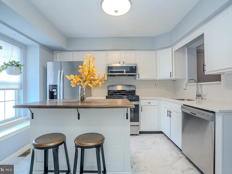 128 S Barrow Pl — Photo 13