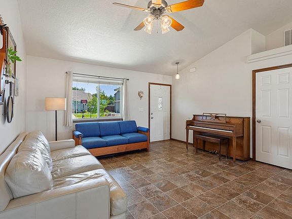 3rd image of 2245 N Dallan Dr