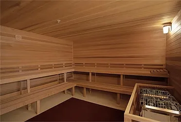 Rented by R New York