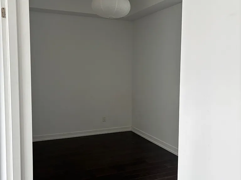 170 Fort York Blvd #2713 — Photo 4