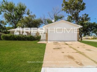 3400 Sugar Plum Ln, Arlington, TX 76015