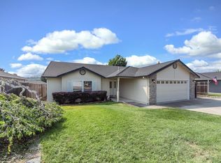 526 Teakwood Dr, Eagle Pt, OR