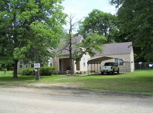 570 N Park Ave, Ashdown, AR 71822