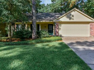 38 Rockridge Dr, Spring, TX 77381