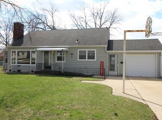 1137 Cleveland St, Lockport, IL 60441