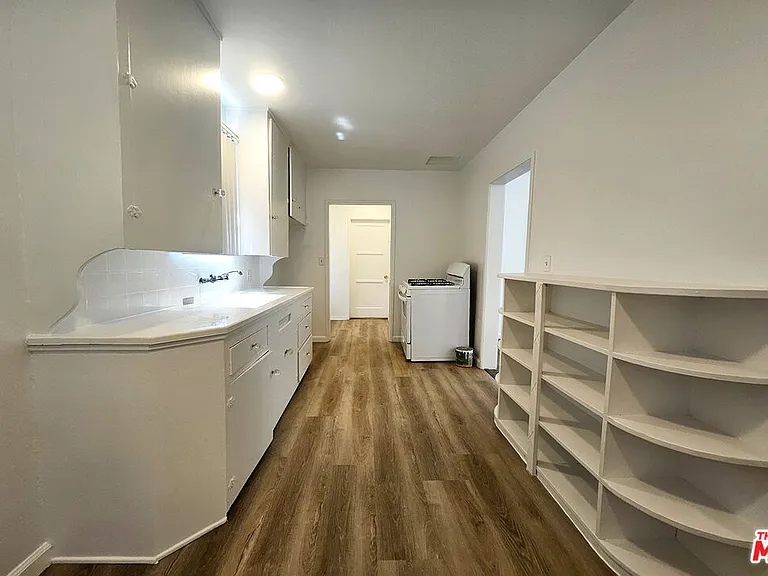 1341 N Keystone St — Photo 19
