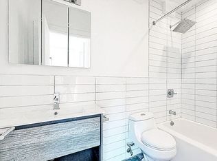 169 W 228th St #4Z, Bronx, NY 10463