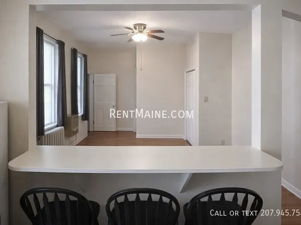 97 Broadway APT 4, Bangor, ME 04401