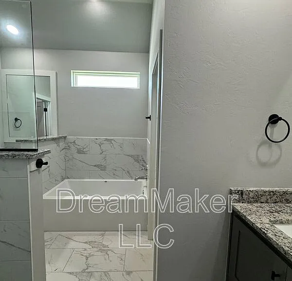 5229 Lily Ln — Photo 10