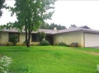 586 E Thomas St, Oak View, CA 93022