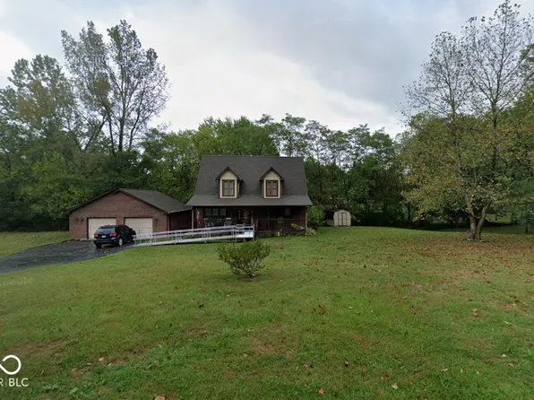 8676 Camby Rd, Camby, IN 46113