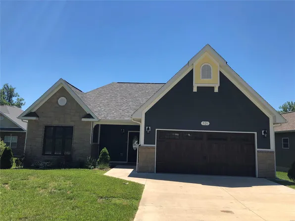 926 Brookside Ln, Rolla, MO 65401