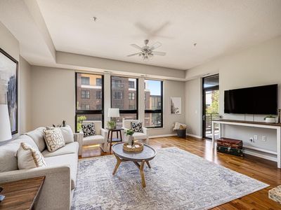 4730 Park Commons Dr UNIT 215, Saint Louis Park, MN, 55416