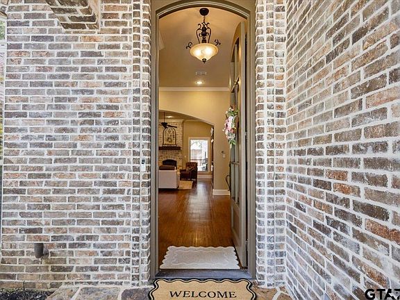 3rd image of 6567 Wheaton Ct