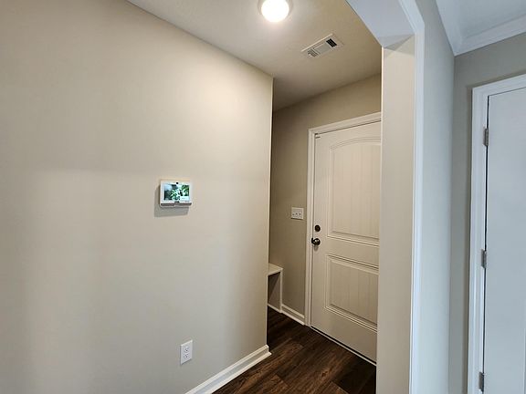 3rd image of 207 Willowton Lane