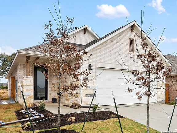 2nd image of 322 Possumhaw Ln