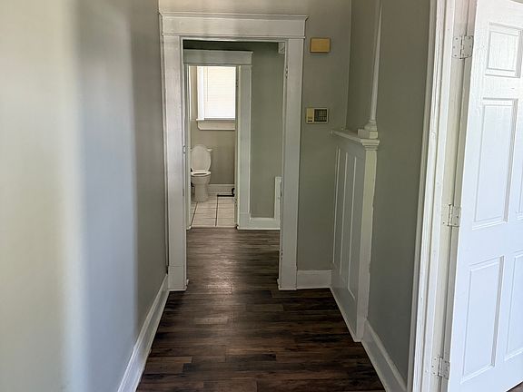 4th image of 901 N 27th St APT 1