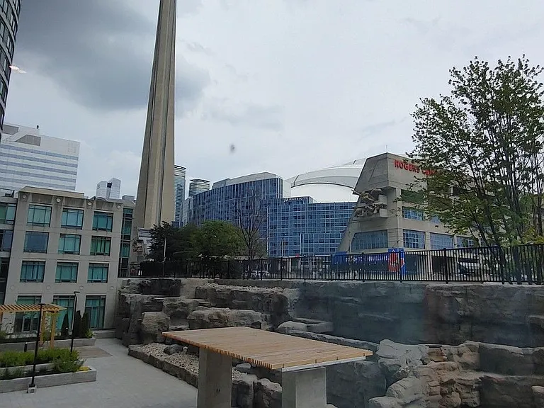 373 Front St W #307 — Photo 6