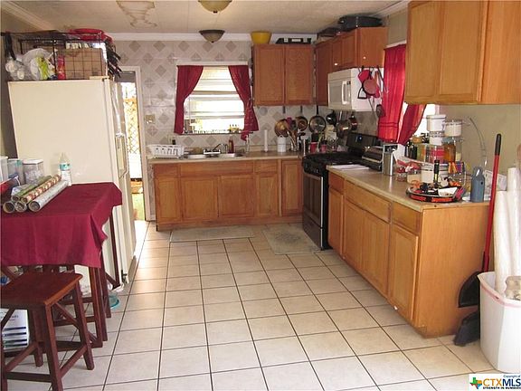 3rd image of 304 Gibson Ave