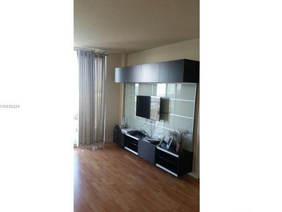 5th image of 19501 W Country Club Dr APT 2305