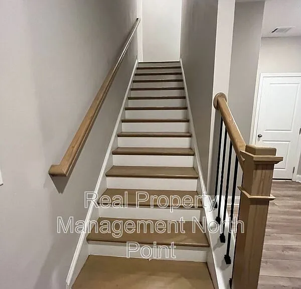 942 Catamaran Ct — Photo 26