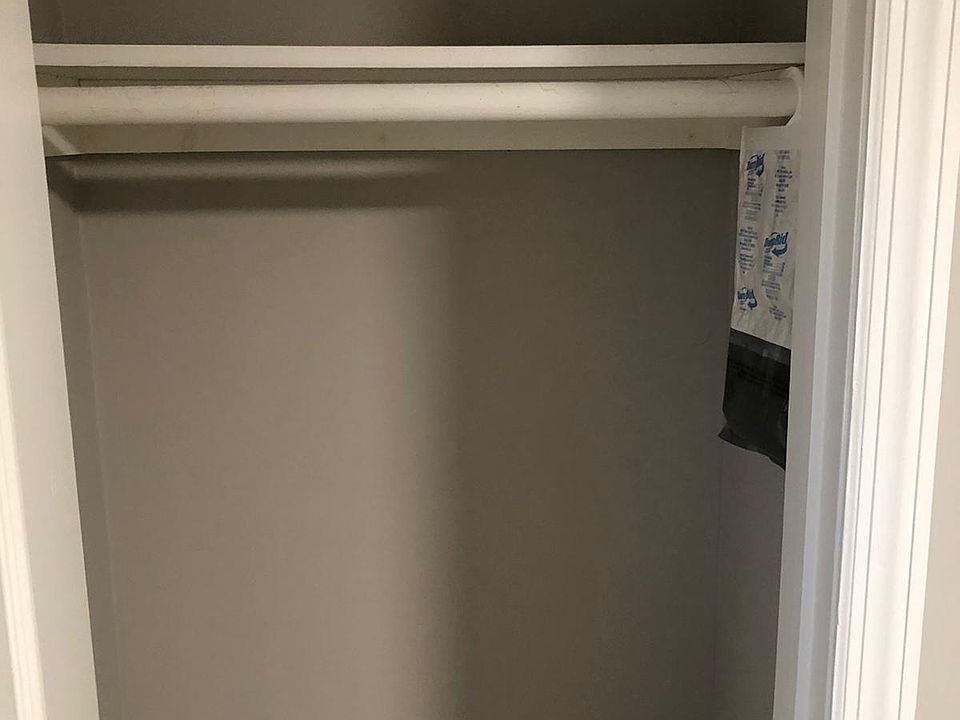 1st image of 225 Lincoln Ave