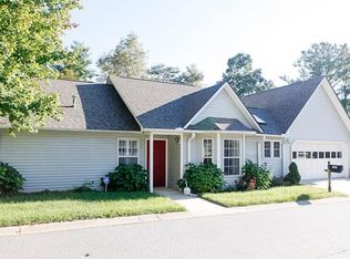 107 Thistle Knoll Ct, Asheville, NC 28803