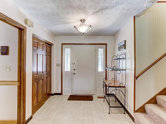 4th image of 2845 Southfield Dr