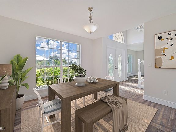 4th image of 401 SE 10th Ln