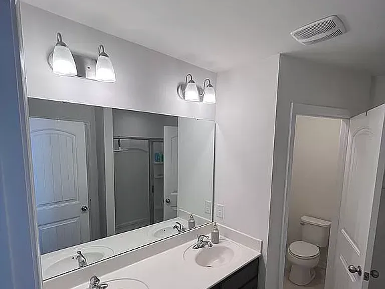1075 Coldstream Dr — Photo 8