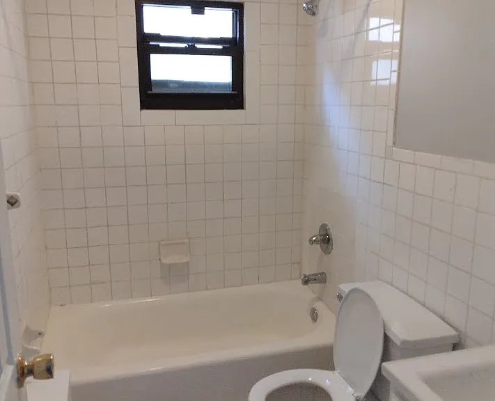 110 School St #4F — Photo 3