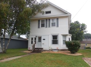 306 12th Ave, Sterling, IL 61081