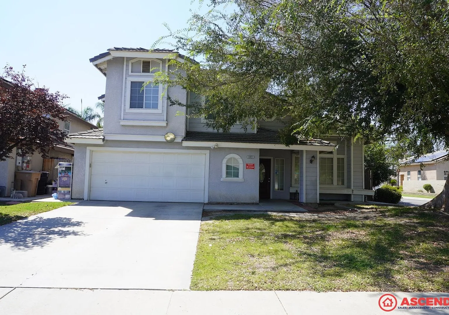 Fabulous Home in Campus Park! — Photo 1