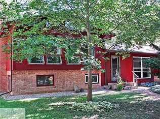 964 Bedford Rd, East Lansing, MI 48823