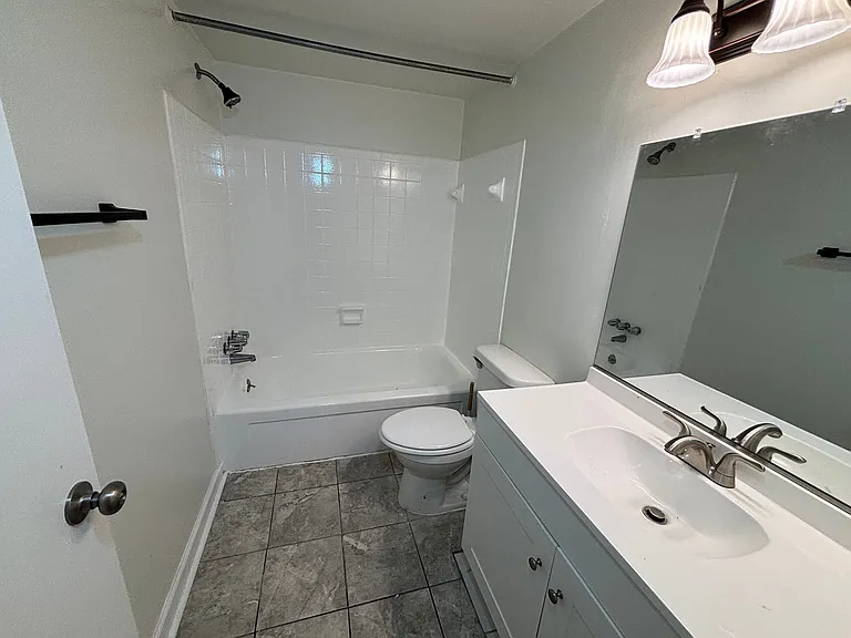 2832 Idlewild Blvd NE #2832 — Photo 10