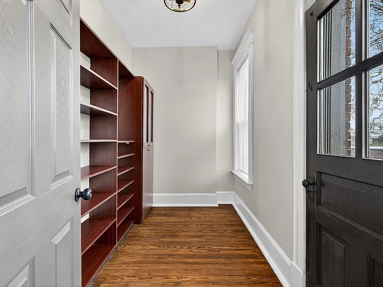 3605 Cambridge Ave — Photo 32
