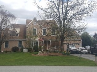 1613 Horseshoe Trl, East Fallowfield, PA 19320