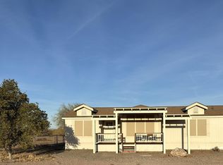 43284 La Posa Rd, Bouse, AZ 85325
