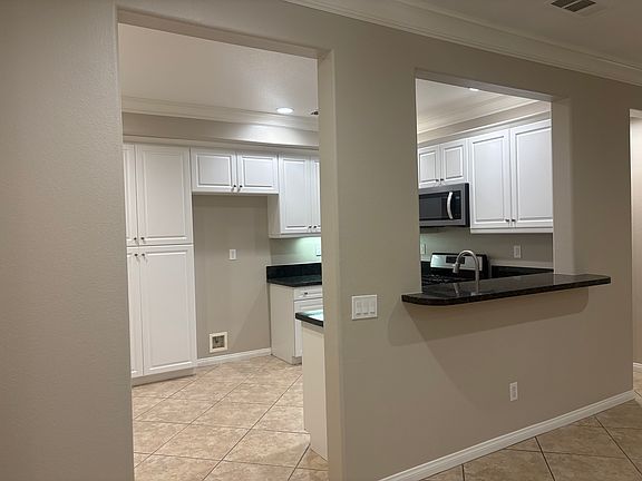 Upgraded Granite with bar top