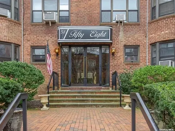 58 Grace Avenue #2k, Great Neck, NY 11021