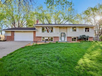 11429 Valley Ct, Burnsville, MN, 55337