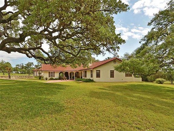 4th image of 15 Heritage Oaks Dr