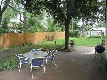 5th image of 213 N Yale Ave