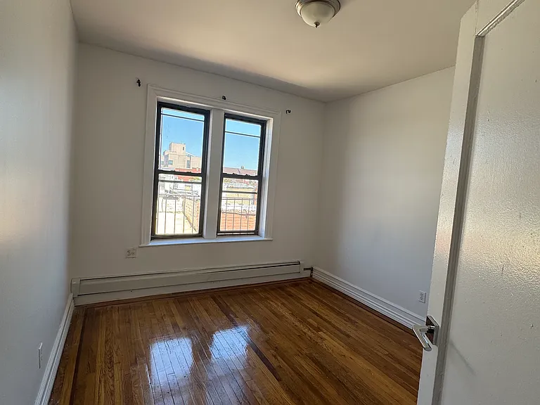 1913 Stillwell Ave #2 — Photo 13