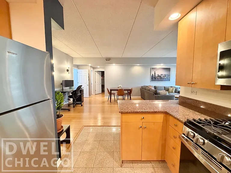 4625 W Lawrence Ave #401 — Photo 6